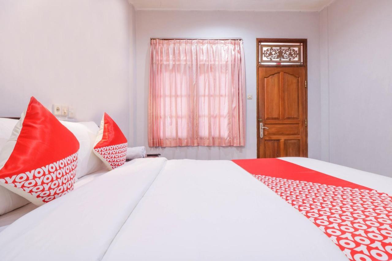 Hotel Oyo 2411 Taman Mekar 2