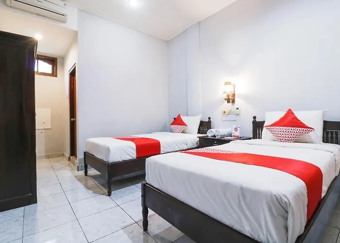 Oyo 2411 Taman Mekar Beach Inn 2
