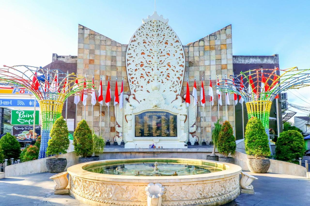 Oyo 2411 Taman Mekar 2 Hotel 2*
