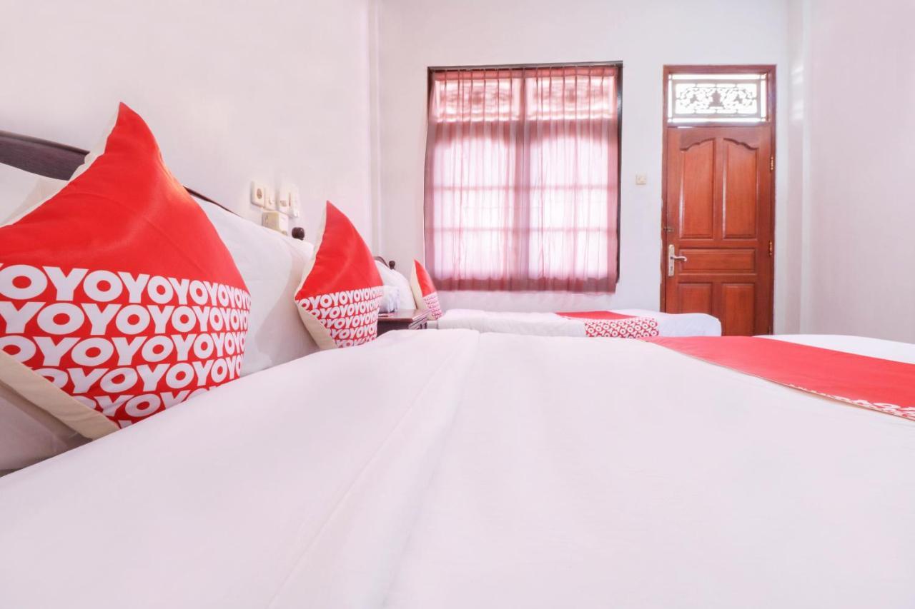 Oyo 2411 Taman Mekar 2 Hotel