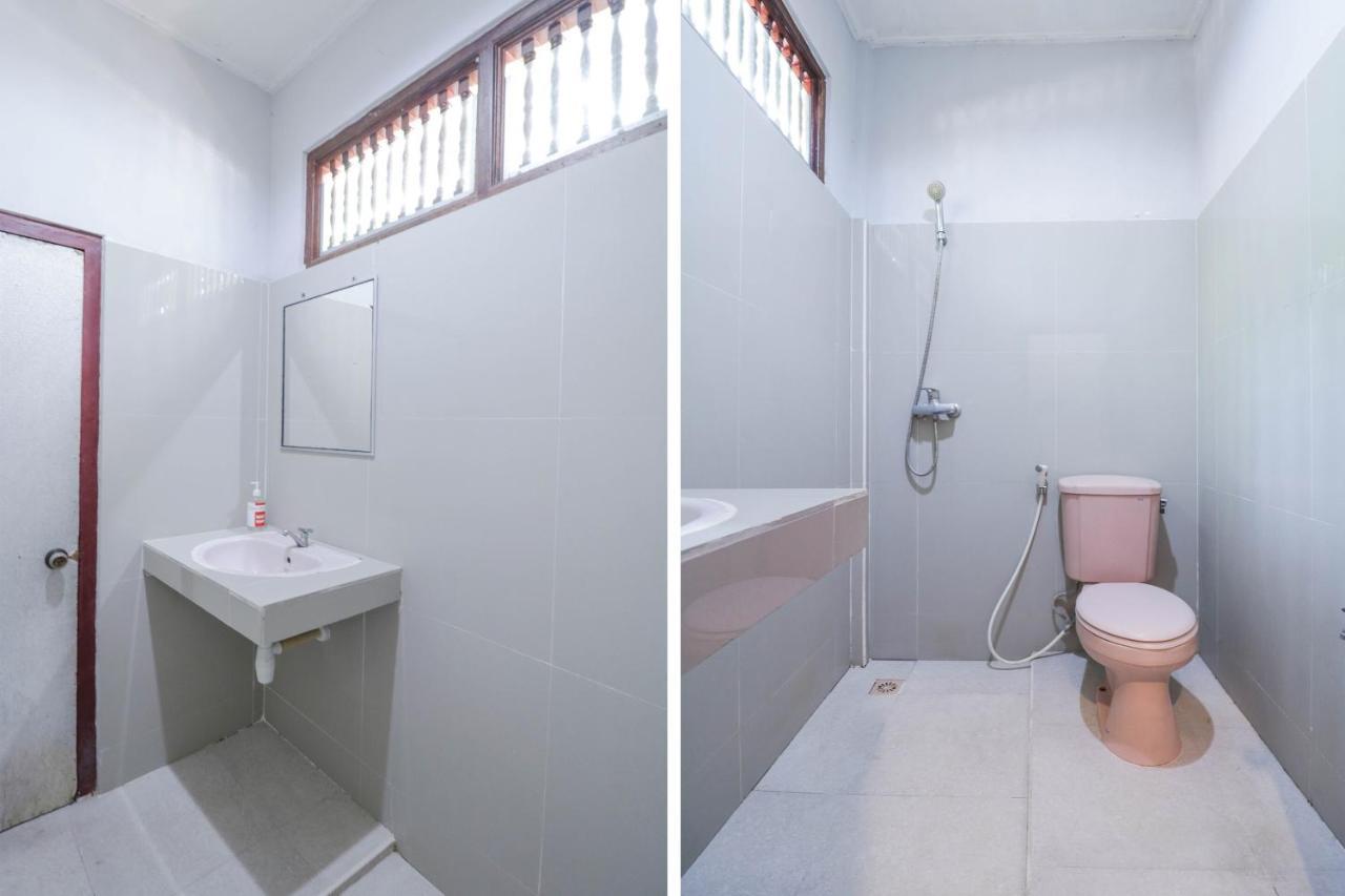 Hotel Oyo 2411 Taman Mekar 2