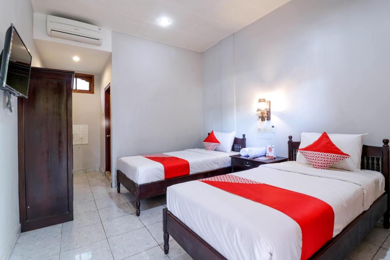 Oyo 2411 Taman Mekar 2 Hotel Kuta (Bali)